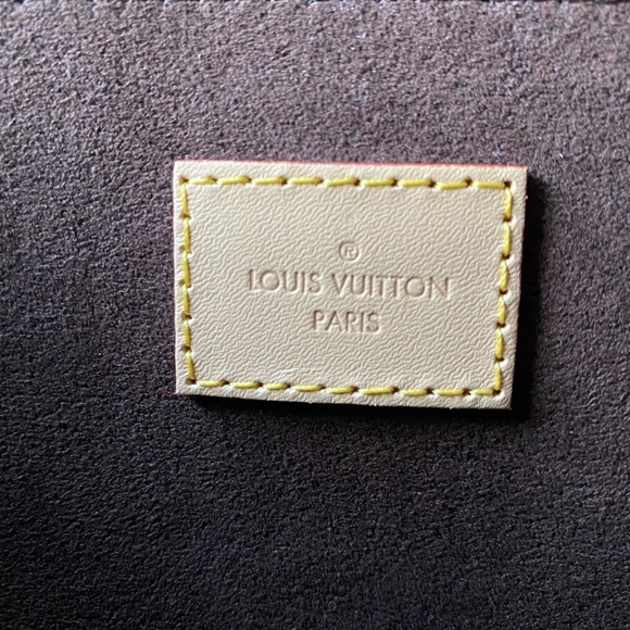Authentic Louis Vuitton Pochette Métis Monogram - Picture 2 of 12